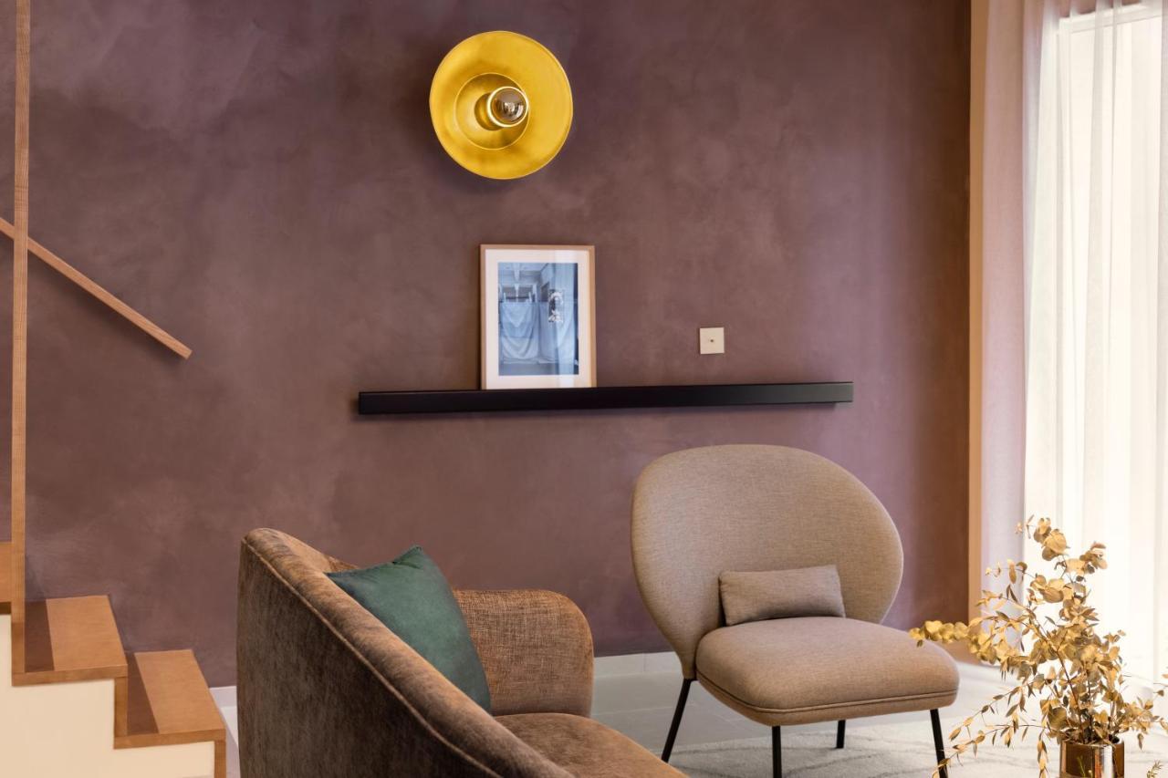Maison Albar Hotels L'Imperator Nimes Exterior photo A wall light