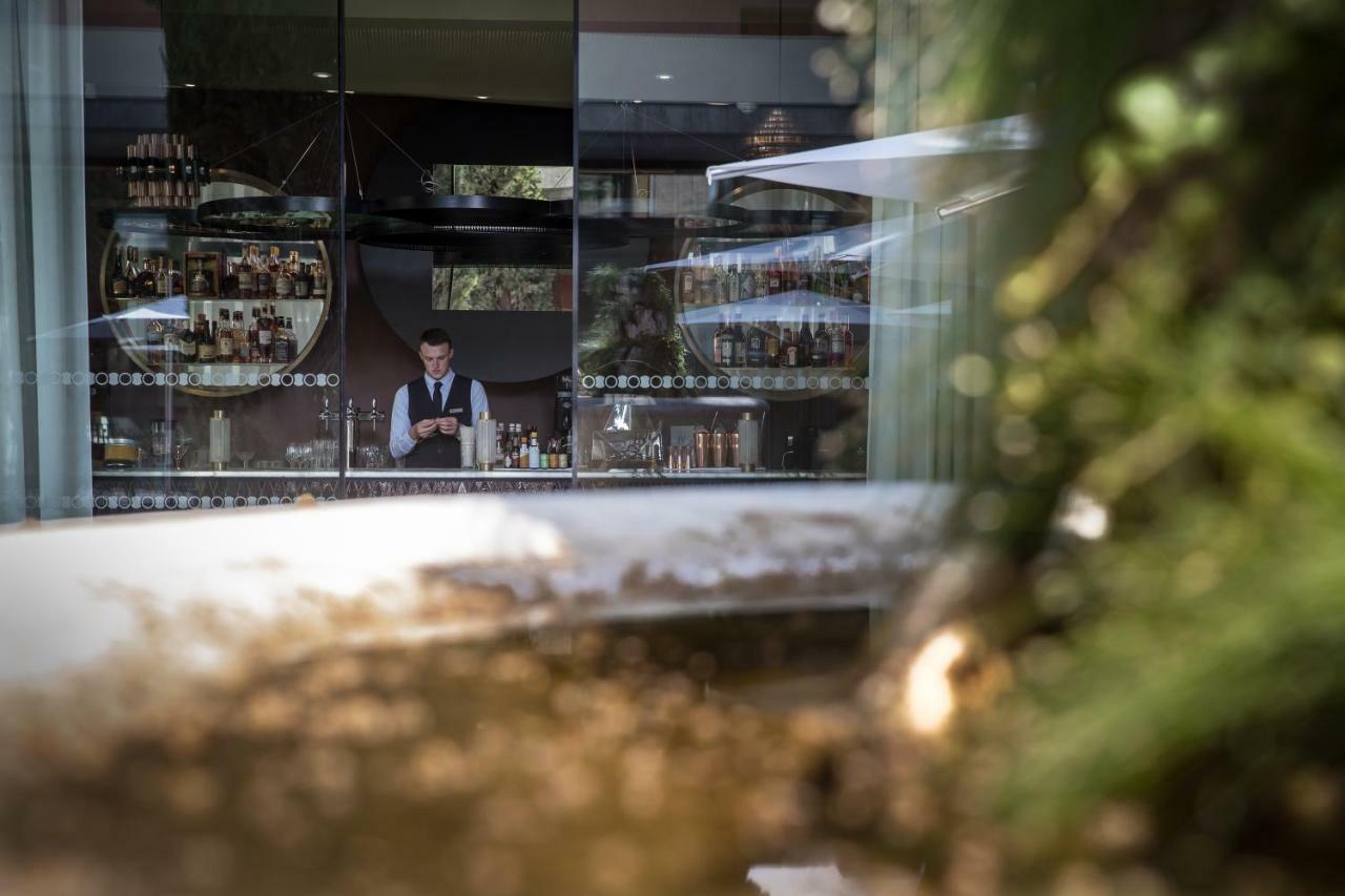 Maison Albar Hotels L'Imperator Nimes Exterior photo The bar at the hotel