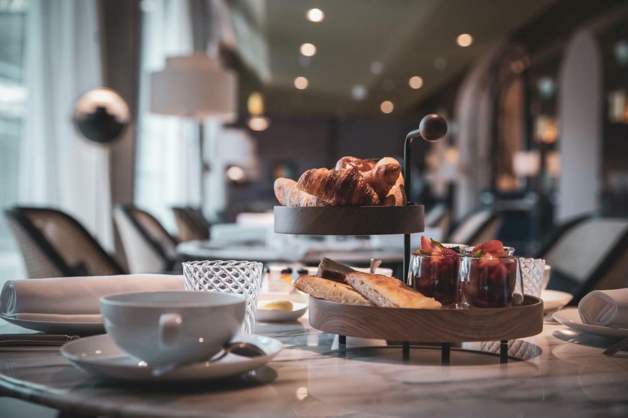 Maison Albar Hotels L'Imperator Nimes Exterior photo Afternoon tea at the Mandarin Oriental, Munich