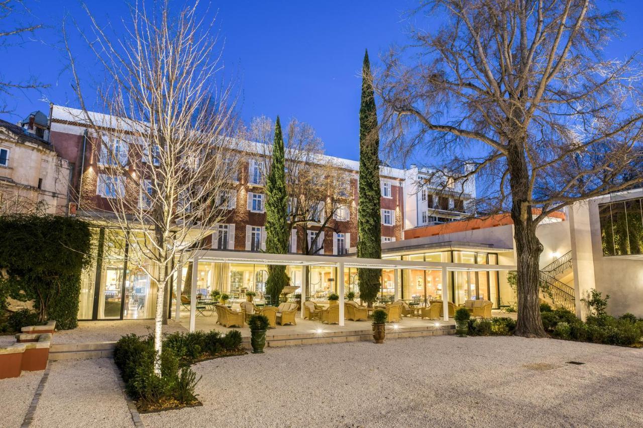 Maison Albar Hotels L'Imperator Nimes Exterior photo The Hotel's courtyard